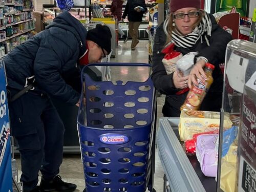 Lavorando sulle autonomie…impariamo a fare la spesa!